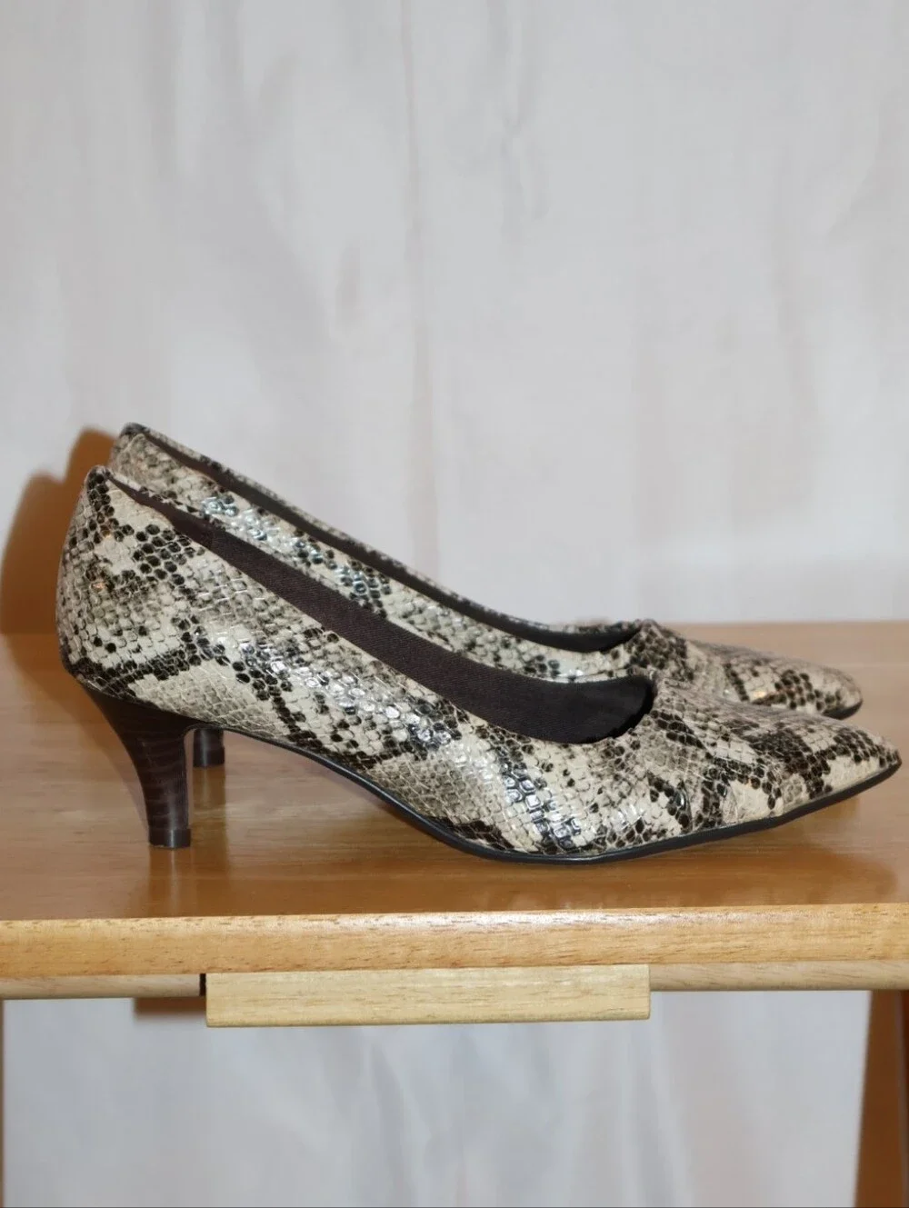 Clarks Linvale Jerica Pumps In Taupe Snake Leather.